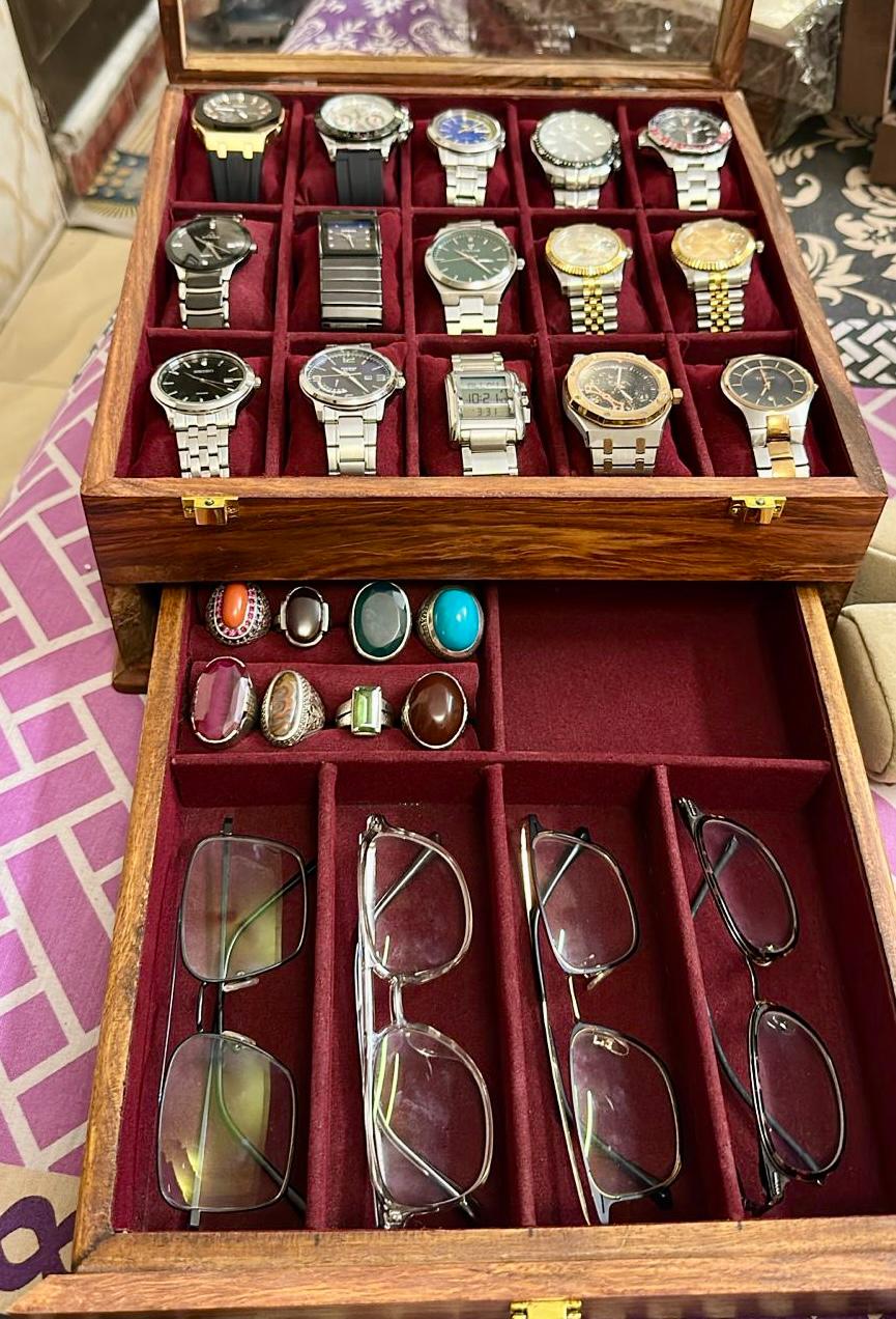 Premium Organizer with Drawer | 15 Watch Slots, Sunglass, Jewelry & Wallet Storage | Glass Lid