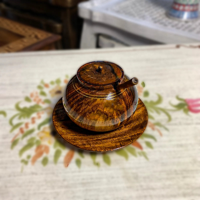 Sugar Pot with Lid & Spoon (Daig shaped)