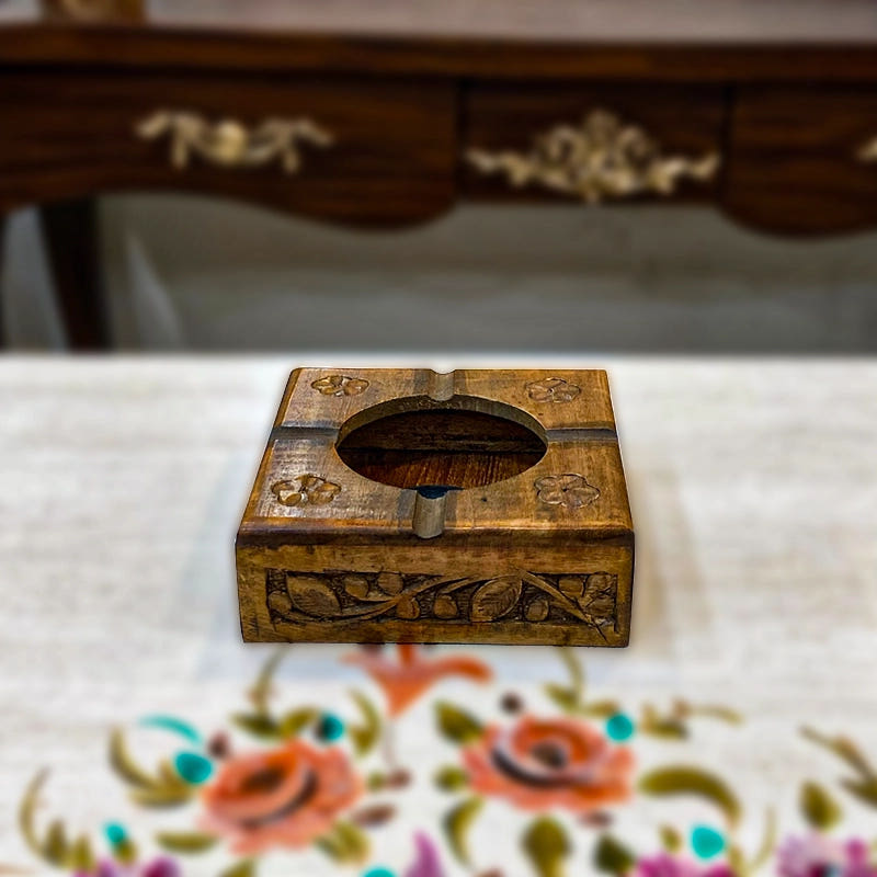 Square Ash Tray with Carving Work, Sheesham Wood, carving detail