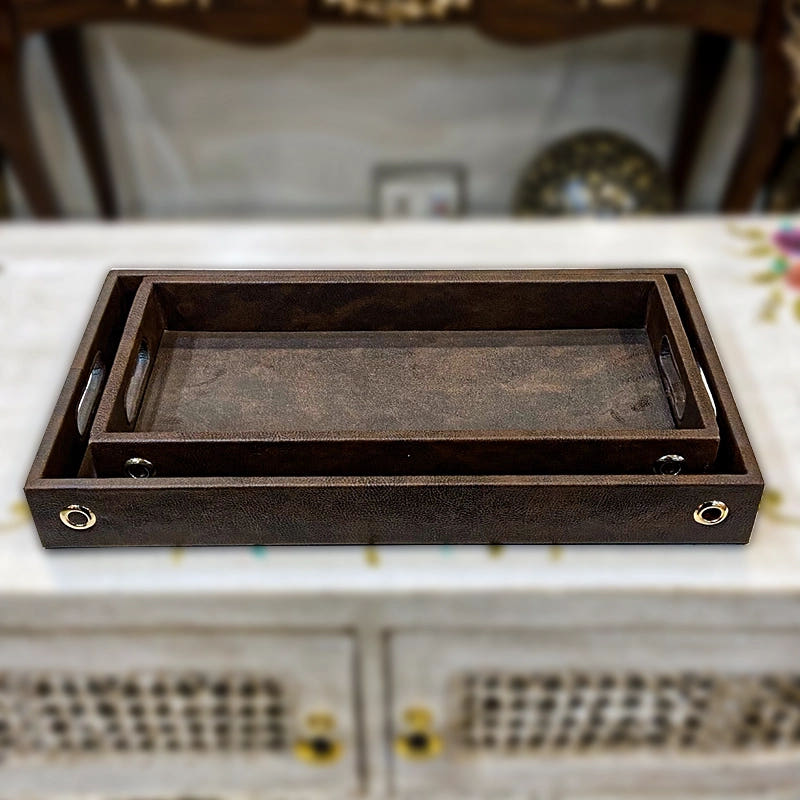 Leatherite Serving Trays, Set of 2, detail shot 1