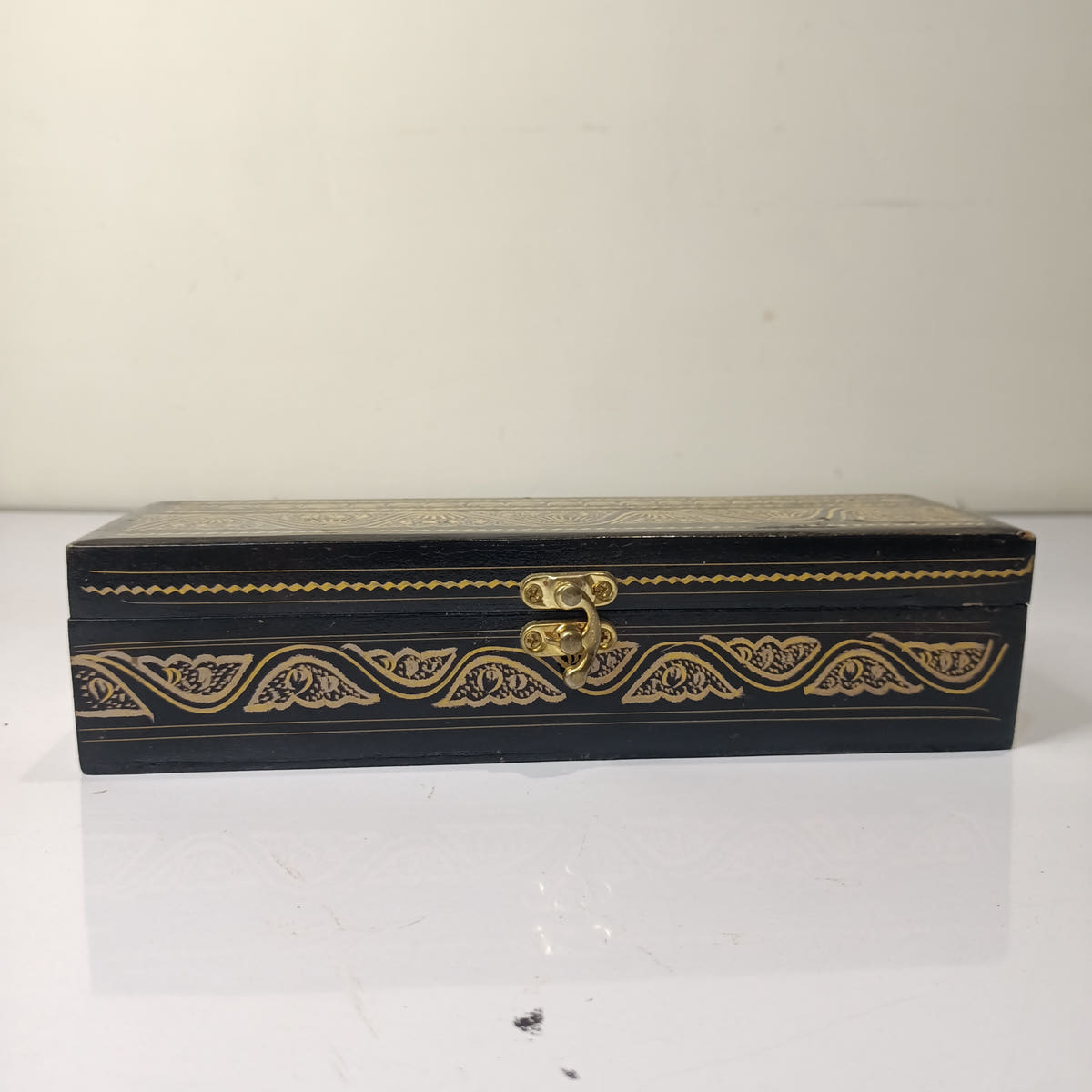 Naqashi Jewelry Box Geometry Box, Golden, detail shot