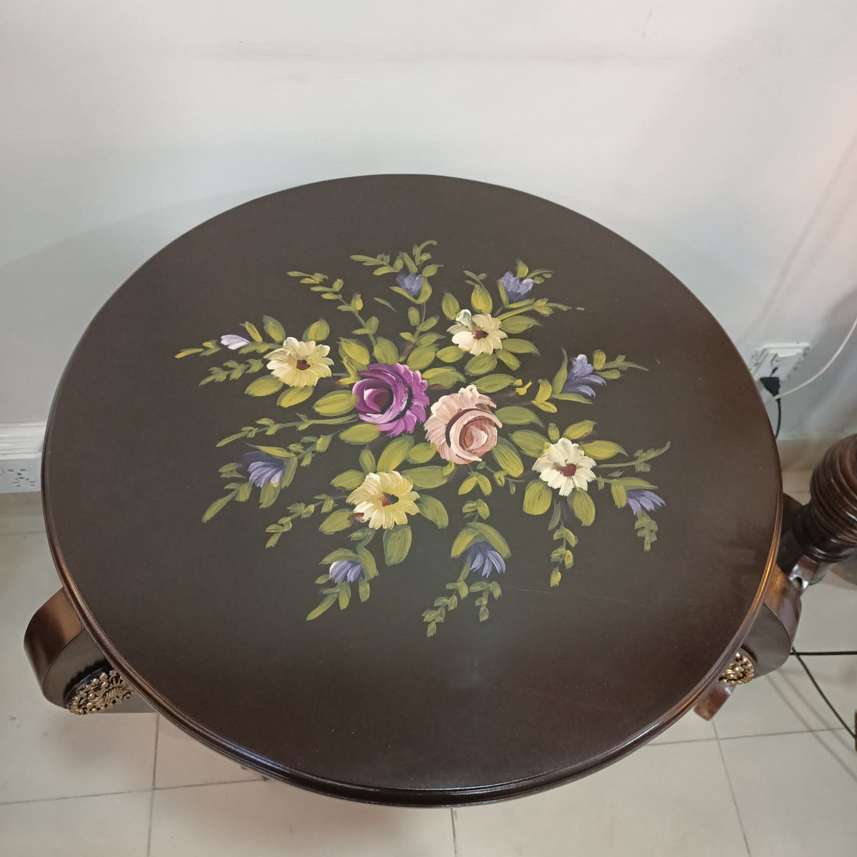 Corner Side Table with Floral Art, Style 2, side view