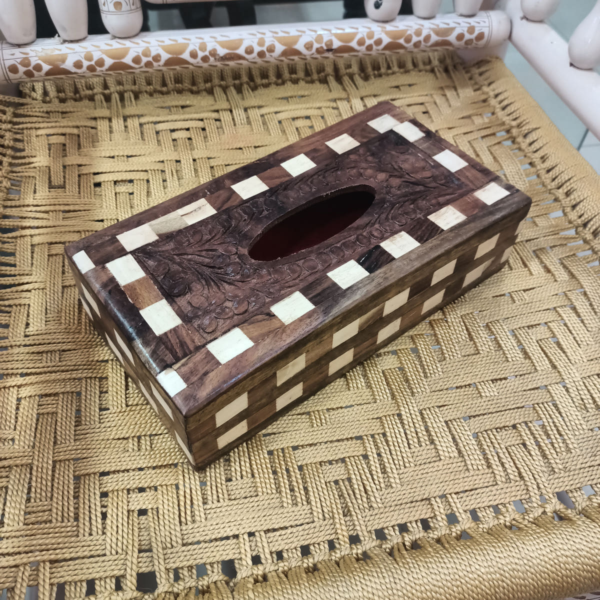 Tissue Box with Tukri Design, Sheesham Wood, detail shot