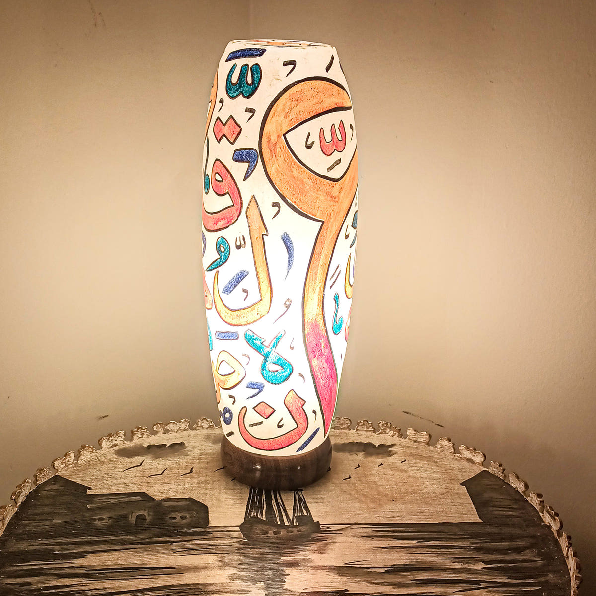 Calligraphic Art Bottle Shape Table Lamp, Camel Skin, calligraphy detail