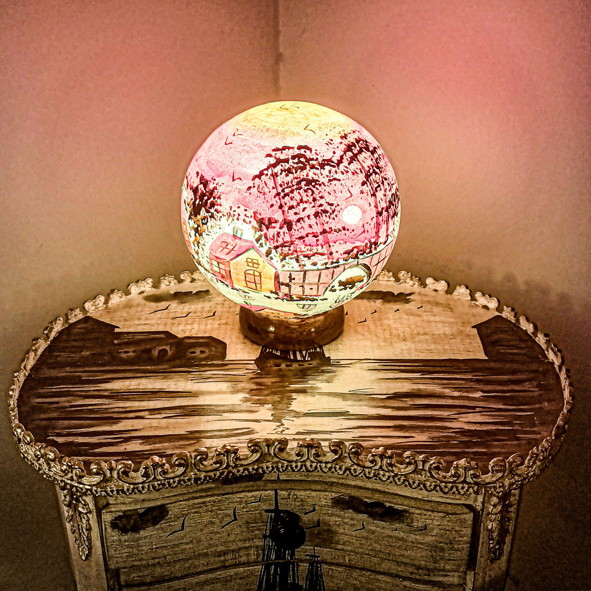 Home Painting Globe Lamp, Camel Skin, side view