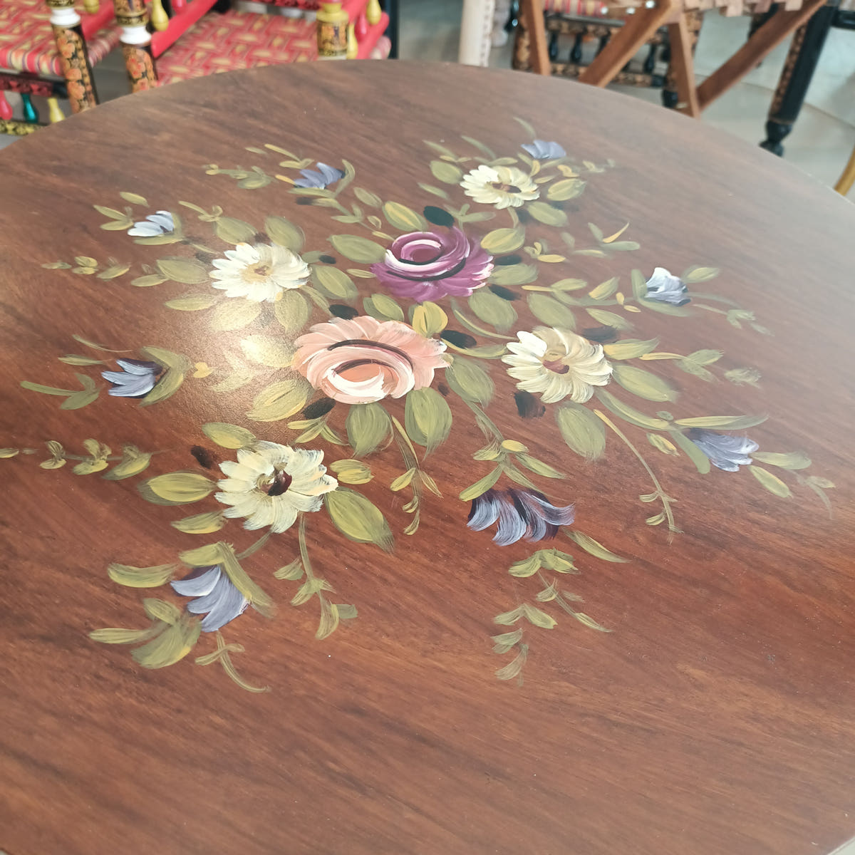 Corner Side Table with Floral Art, Style 1, detail shot