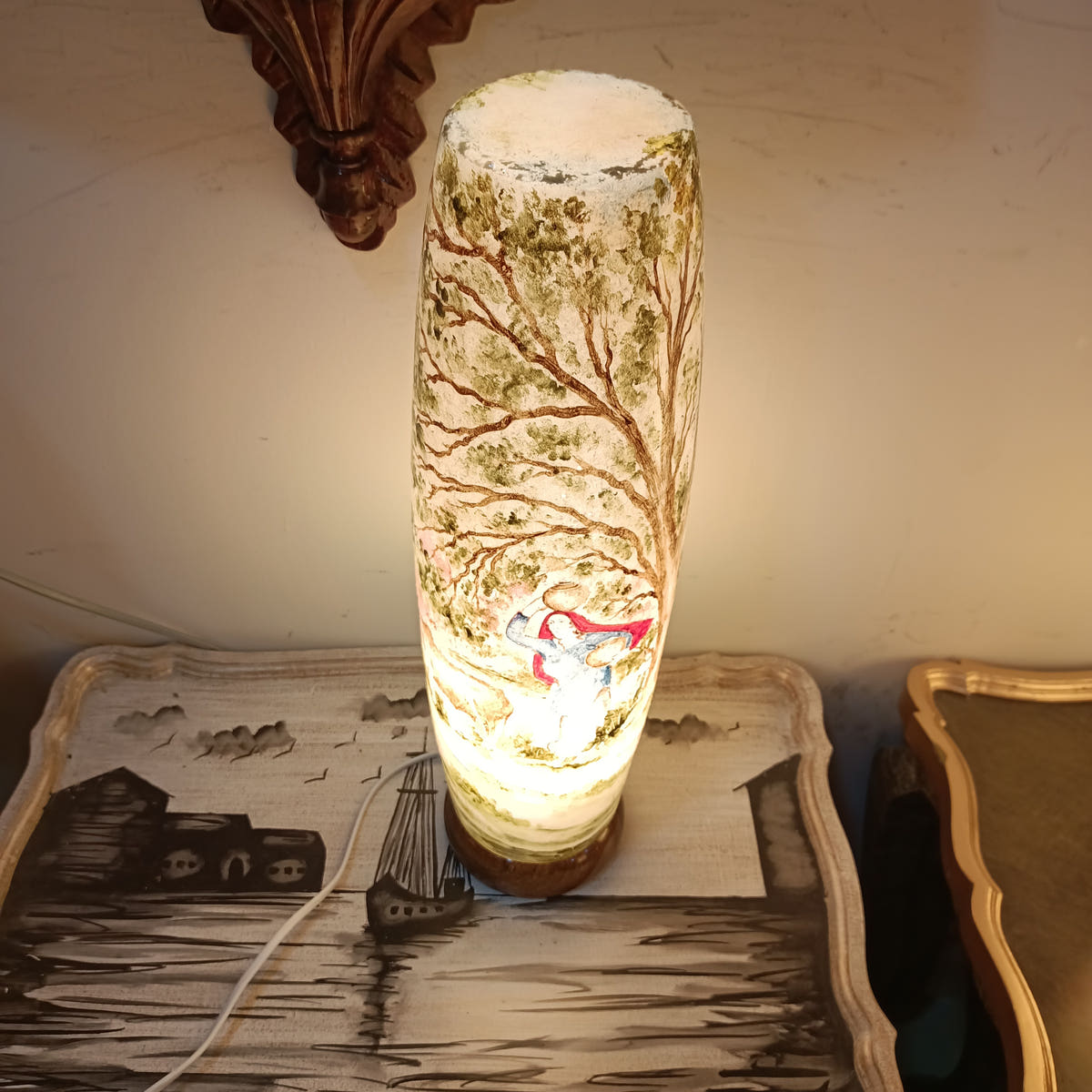 Multani Naqashi Bottle Shape Table Lamp, Camel Skin, detail shot