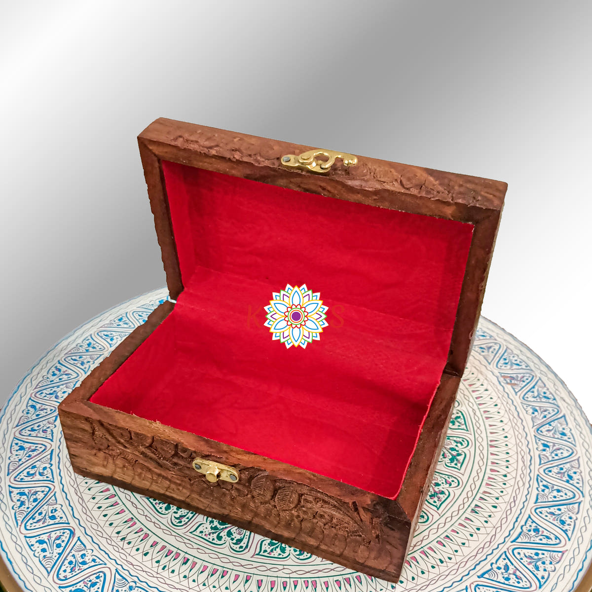 Jewelry Box with Hand Carving, Large, carving detail