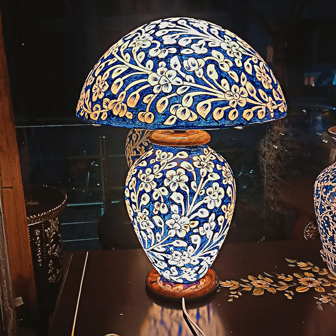 Mushroom Lamp, Camel Skin, Blue, detail shot