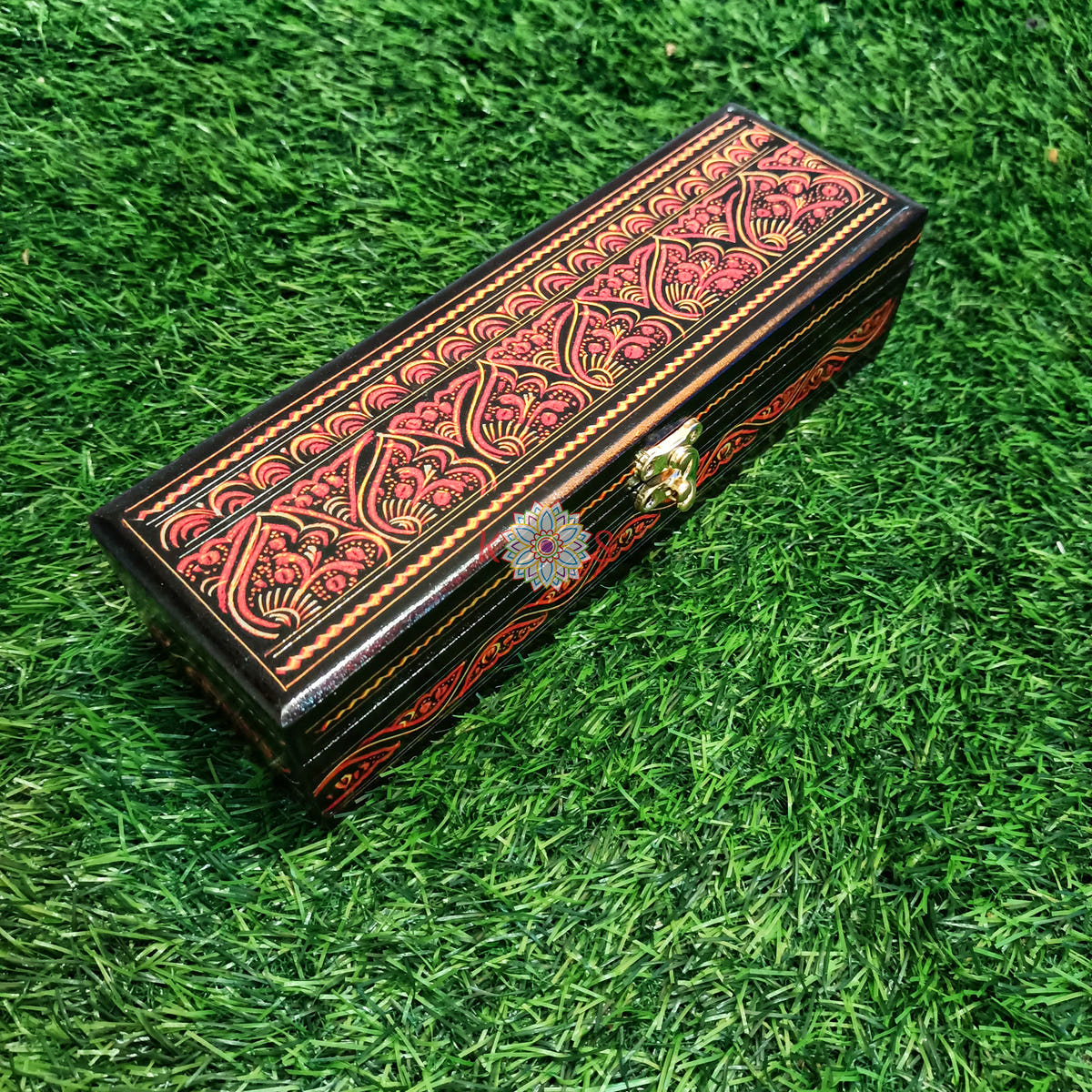 Naqashi Jewelry Box Geometry Box, Sheesham Wood, detail shot