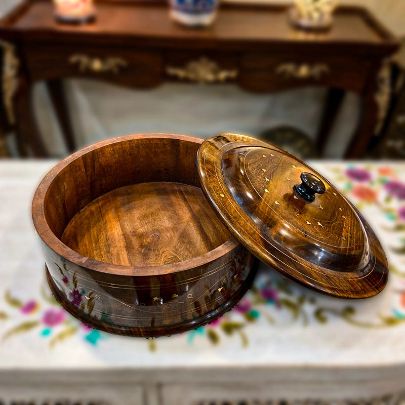 Natural Hotpot with Brass Work, brass detail