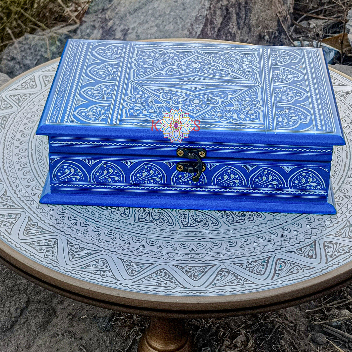 Blue Pottery Jewelry Box, Sheesham Wood, detail shot