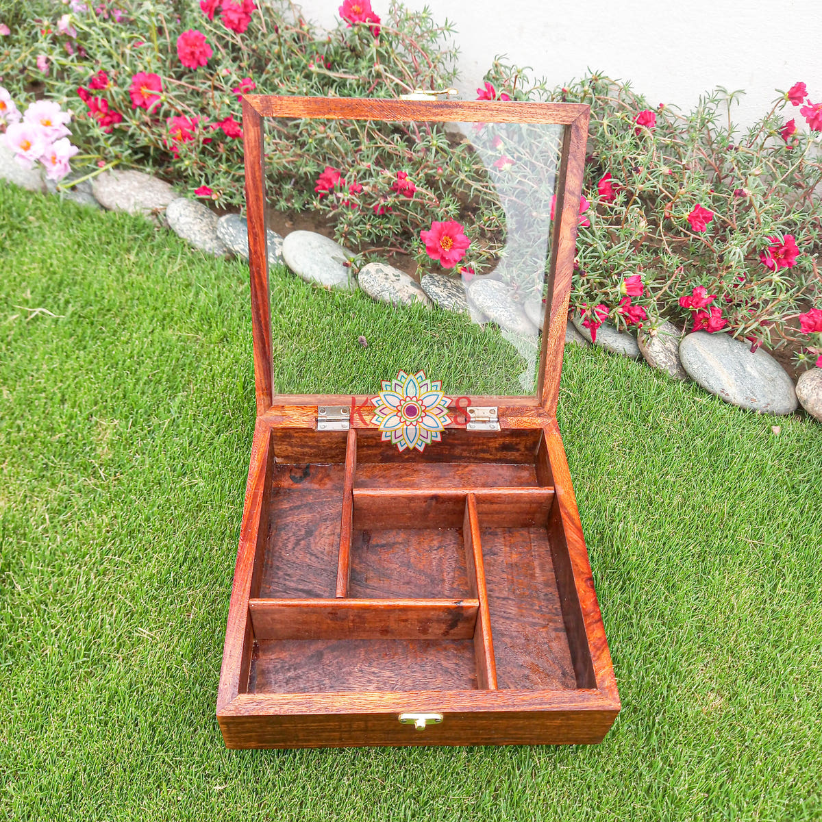Square Dry Fruit Serving Box, 5 Fixed Compartments, close-up