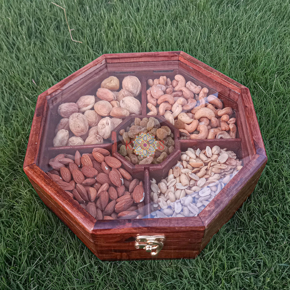 Octagon Dry Fruit Serving Box, 5 Fixed Compartments, detail shot