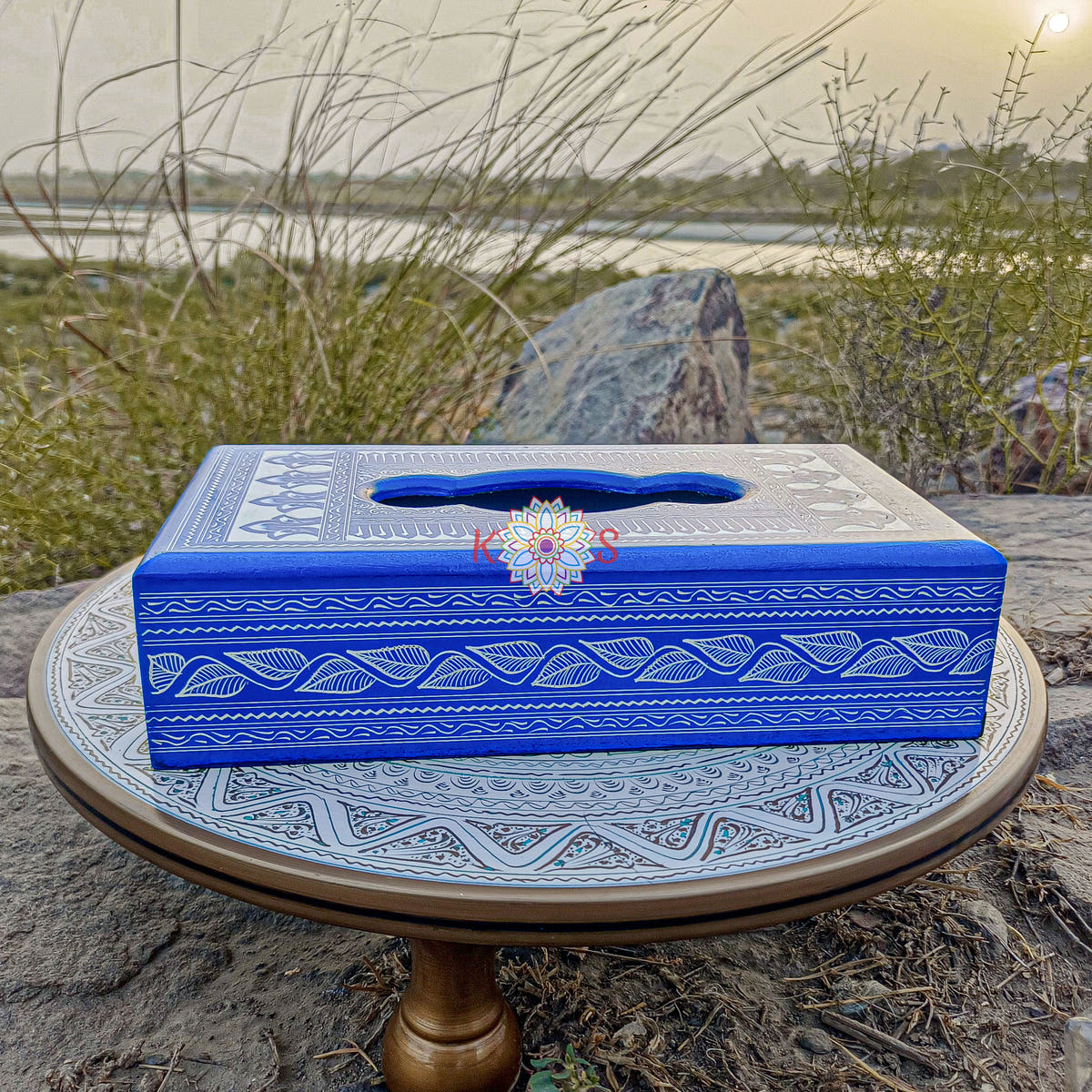 Blue Pottery Tissue Box, Sheesham Wood, detail shot